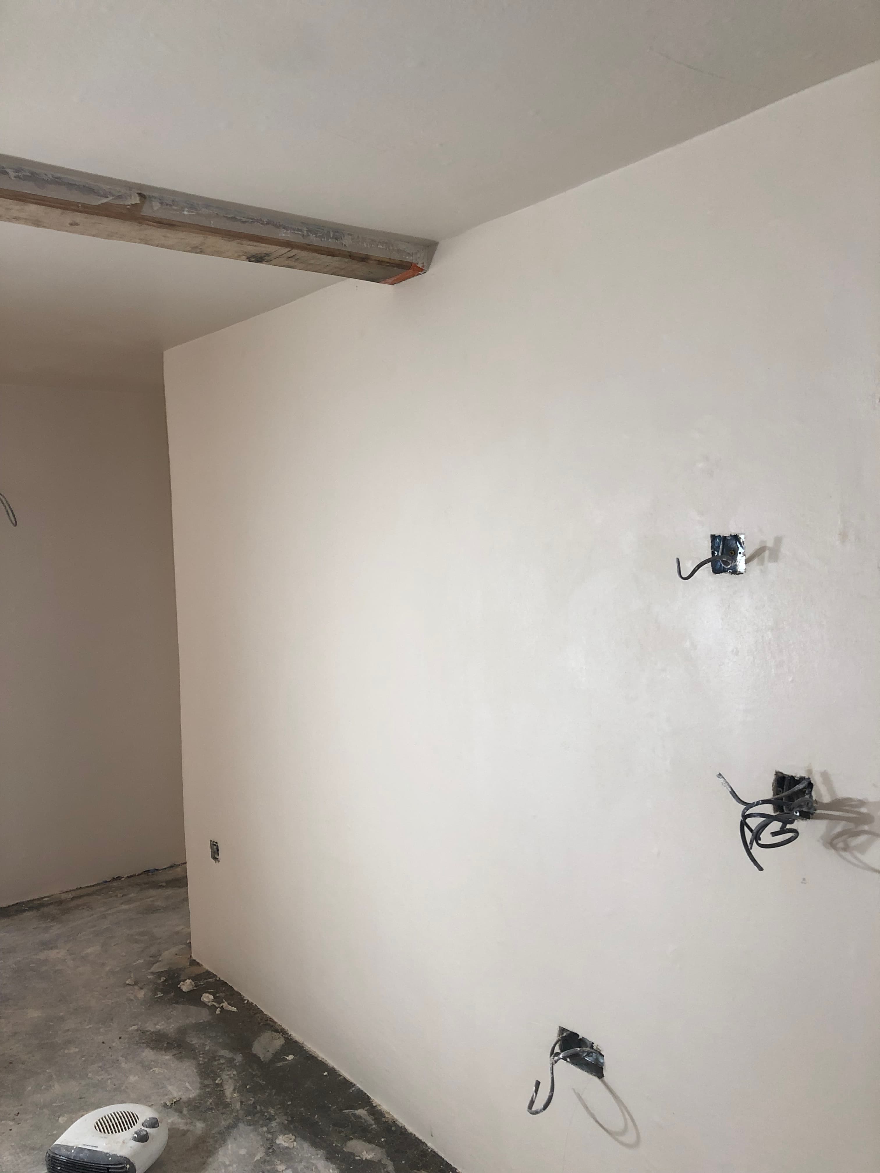 Internal lime plastering - Image 29