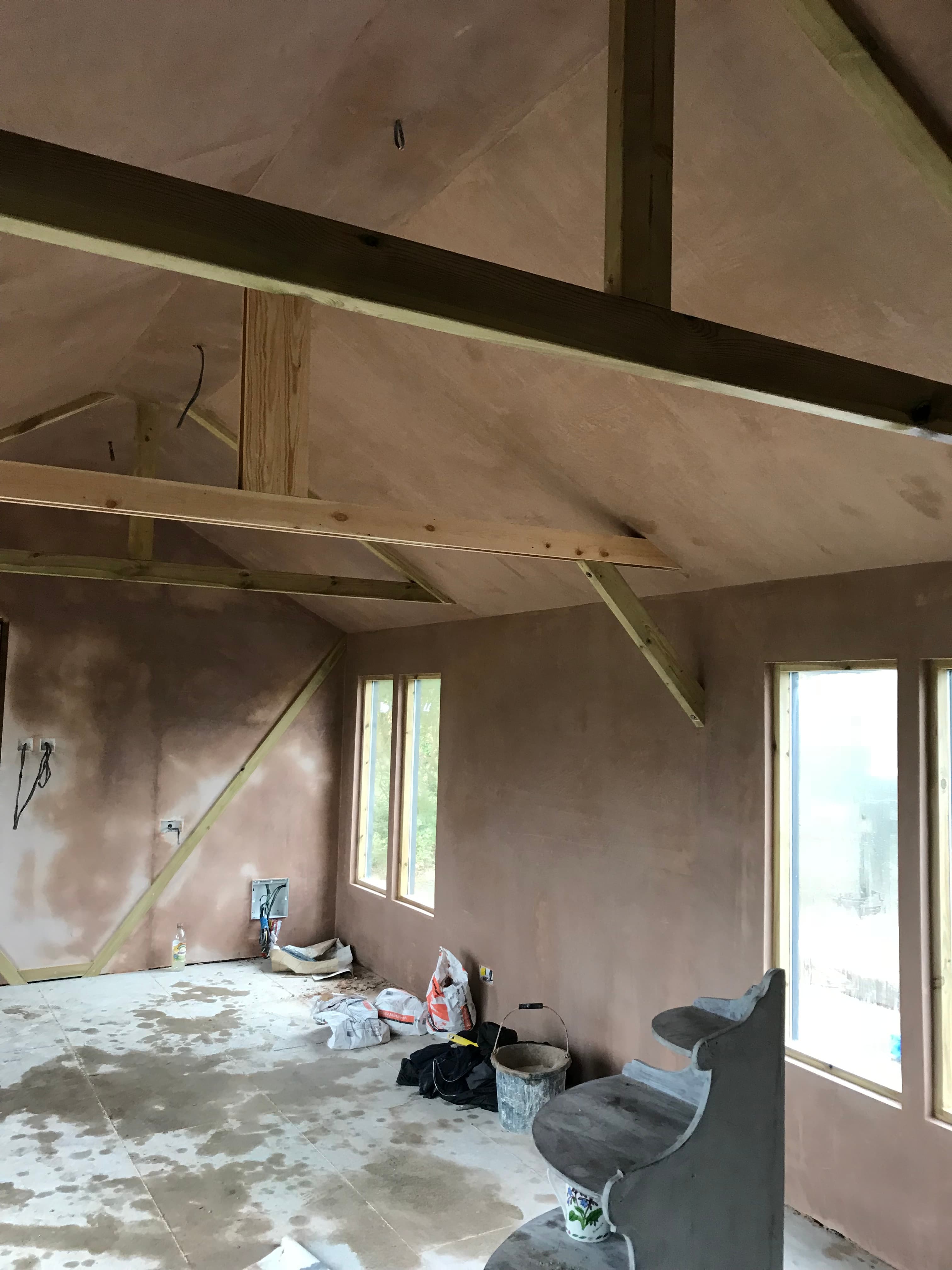 Skimming walls and ceilings - Image 28