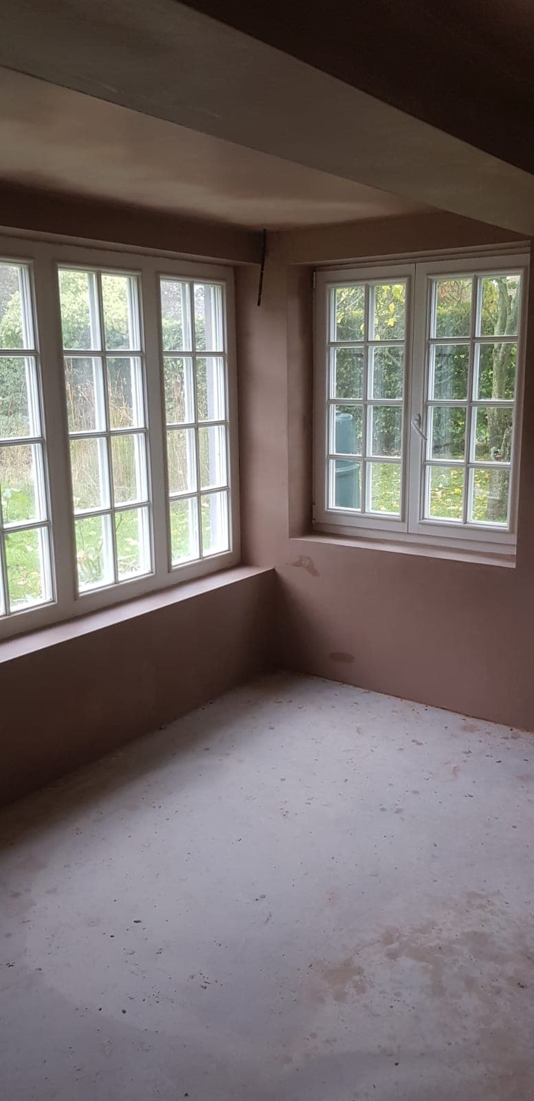 Skimming walls and ceilings - Image 45