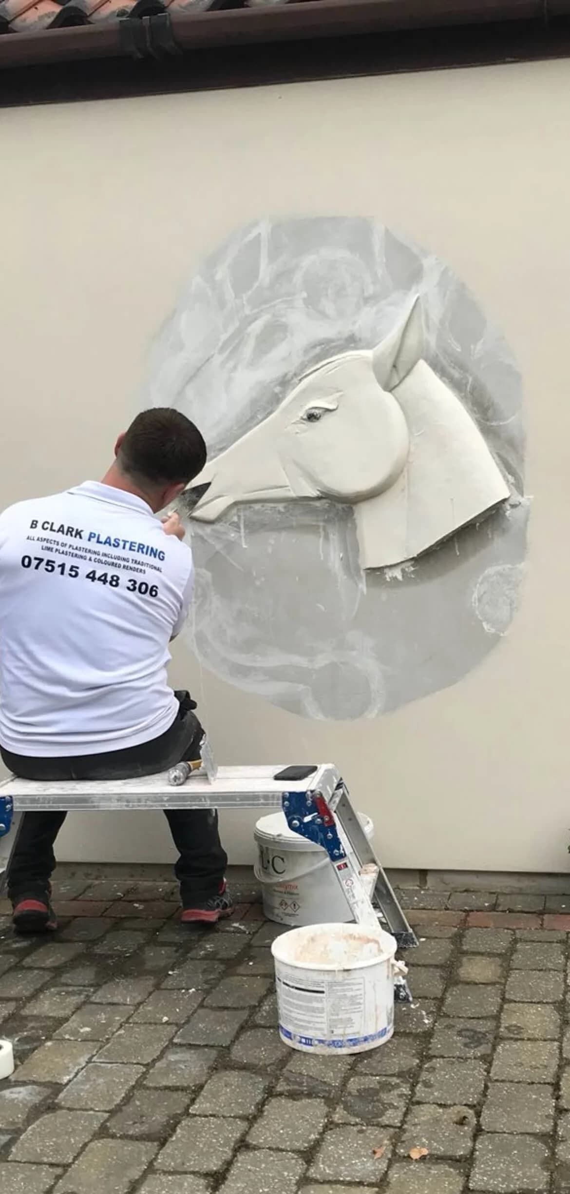 Horses head pargetting - Image 5