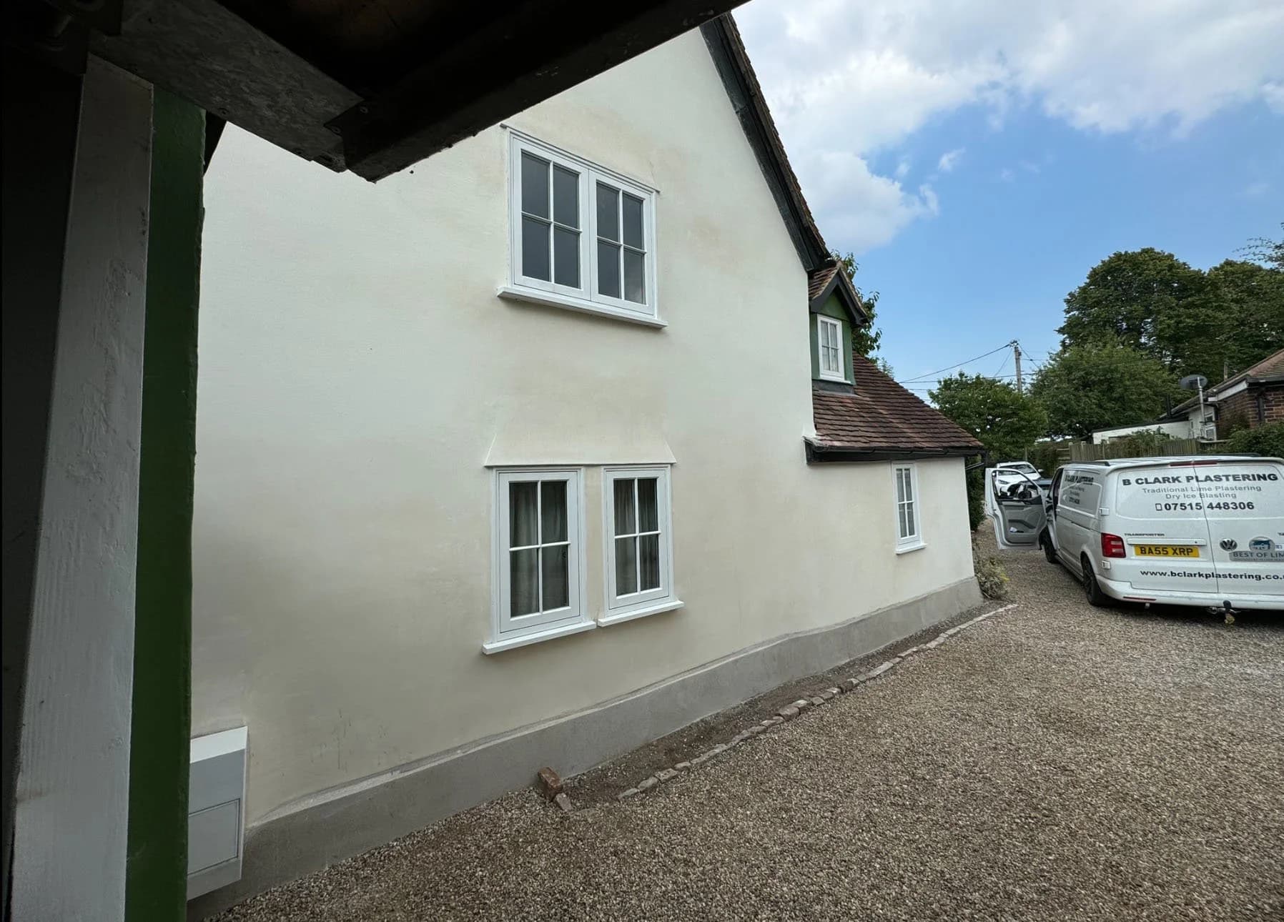 External Lime Plastering and Pargetting - Image 13